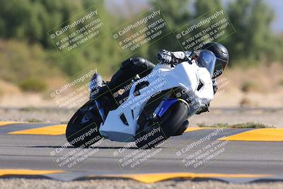 media/Nov-06-2022-SoCal Trackdays (Sun) [[208d2ccc26]]/Turn 7 Set 1 (1050am)/